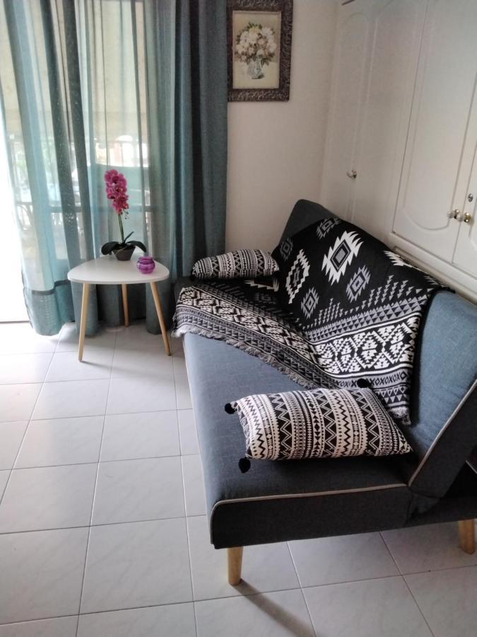 Αlexandras House Apartment เปรเวซา ภายนอก รูปภาพ