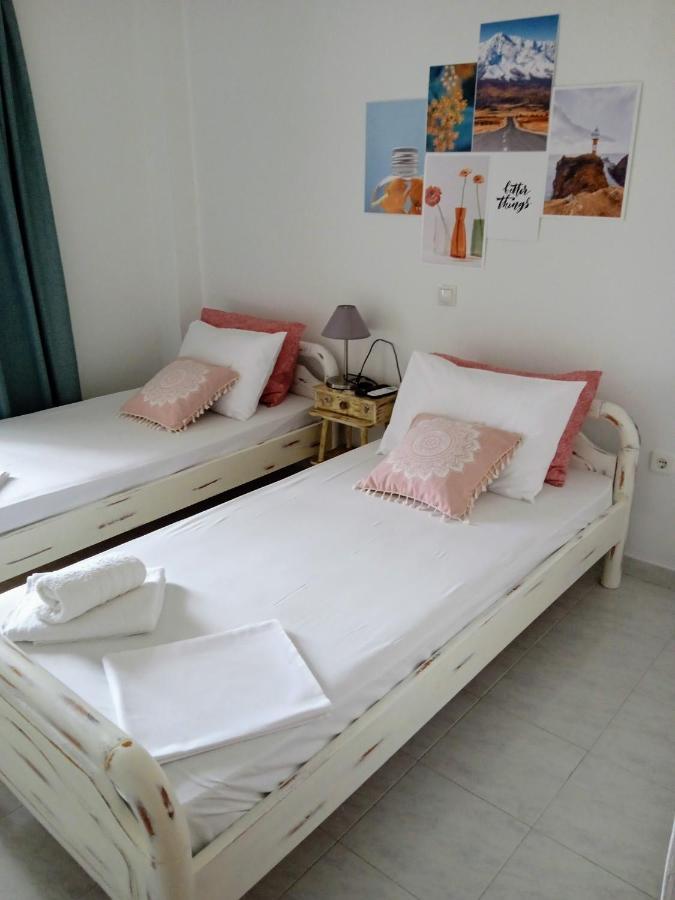Αlexandras House Apartment เปรเวซา ภายนอก รูปภาพ