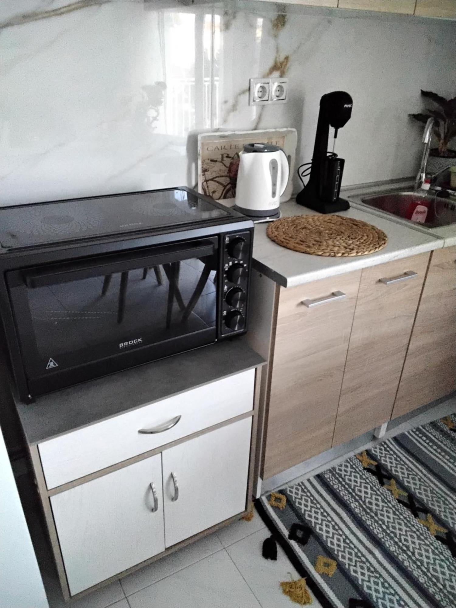 Αlexandras House Apartment เปรเวซา ภายนอก รูปภาพ