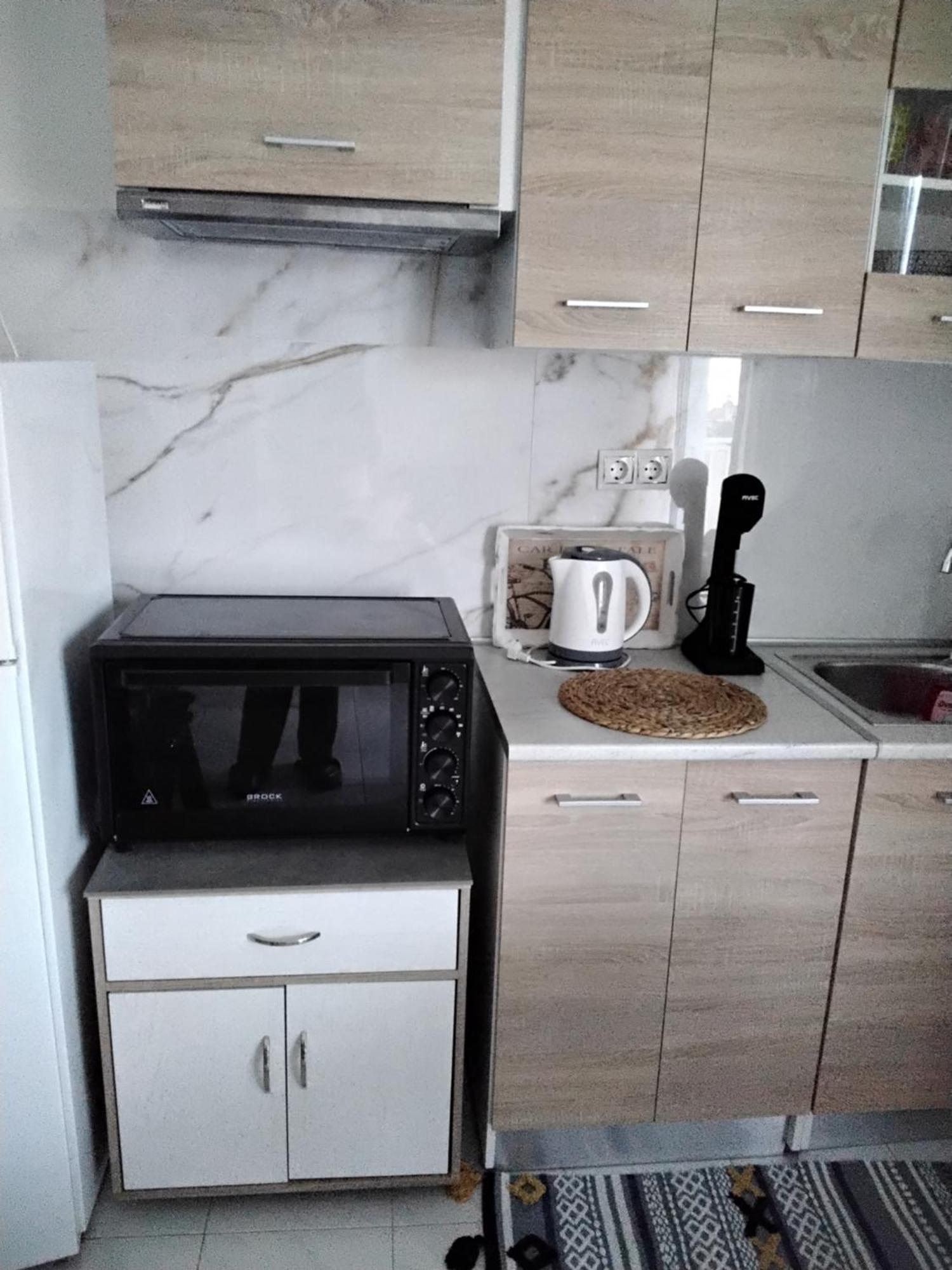 Αlexandras House Apartment เปรเวซา ภายนอก รูปภาพ